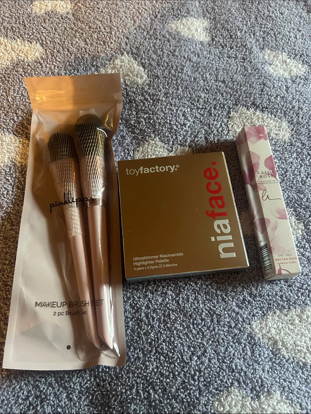 Toyfactory Niaface Highlighter Palette - Gold Radiance